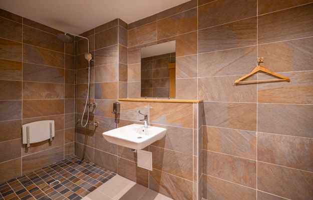 Douche à disposition