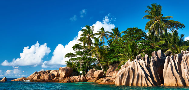 Flights Reunion Island to Seychelles