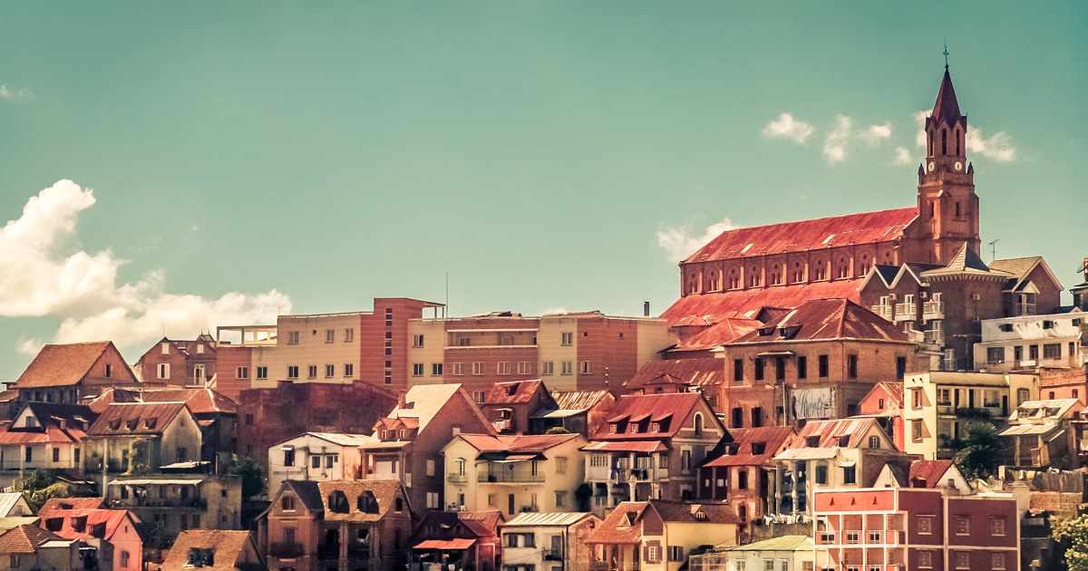 Promo vol SaintDenis, Réunion vers Antananarivo AllerRetour Air Austral